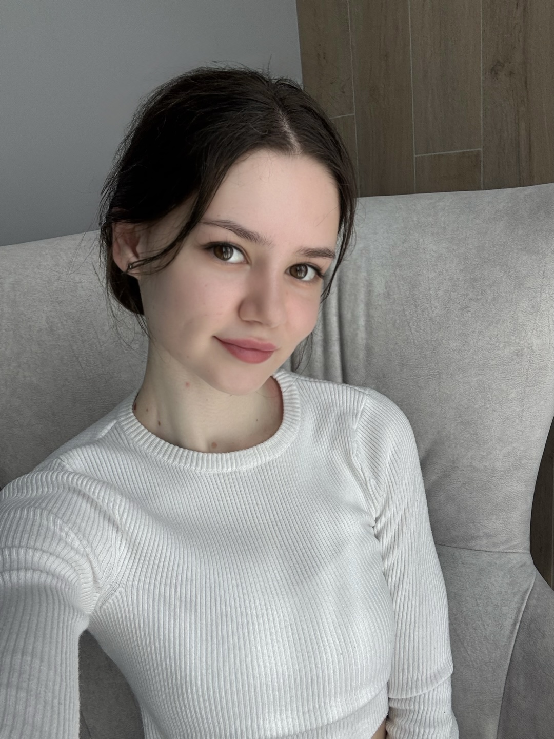 Учитель корейского языка Маша