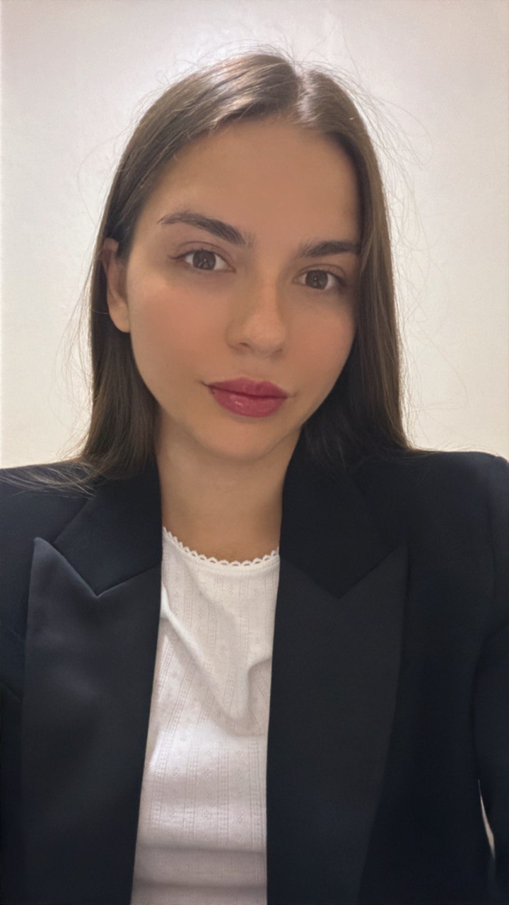 Учитель корейского языка Діана